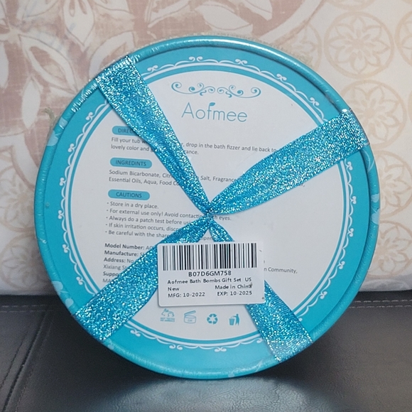 Aofmee Bath Bombs Gift Box - Picture 2 of 4